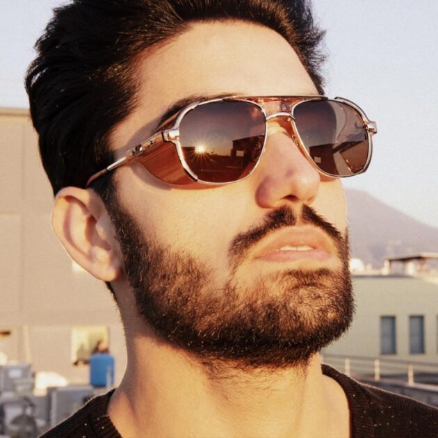 LUNETTE AVEC COUVERTURE